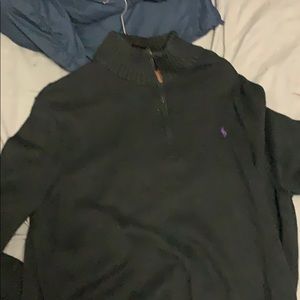 Men’s quarter zip sweatshirt